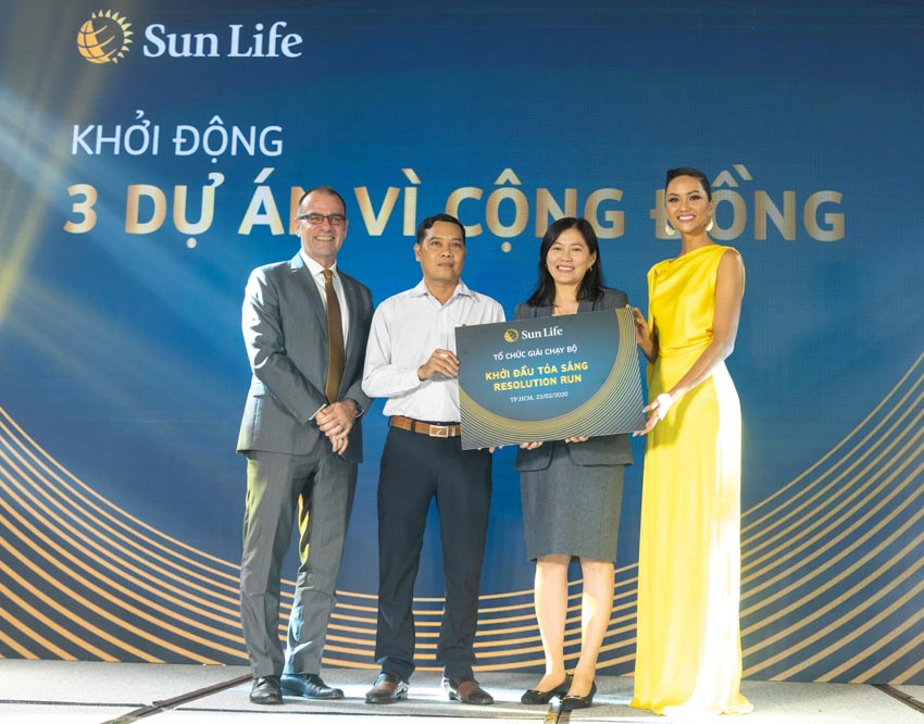 Sun Life Việt Nam công bố Hoa hậu H’Hen Niê là đại sứ thương hiệu -2