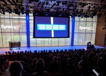 Synology RackStation RS820+ / RS820RP+ hỗ trợ quản lý dữ liệu hiệu quả -1