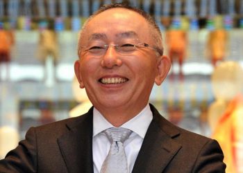 Tadashi Yanai - ông chủ Uniqlo kiếm 2,8 tỉ USD trong một tuần