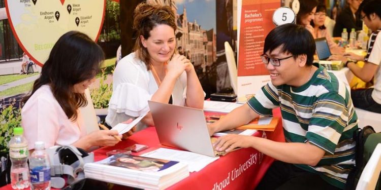 Săn học bổng du học Hà Lan lên tới 600 ngàn Euro tại triển lãm Dutch Placement Day