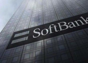 Giám đốc Vision Fund của SoftBank bác bỏ sự chỉ trích về định giá công ty startup - 1