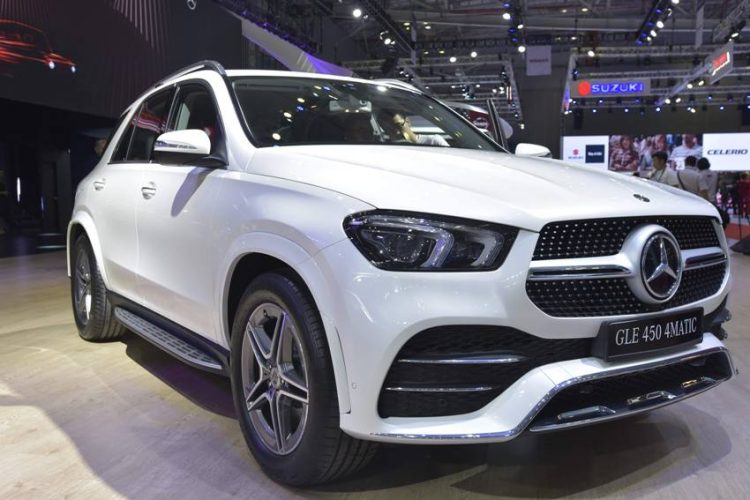 Cận cảnh Mercedes GLE 450 4MATIC mới giá 4,369 tỉ đồng ra mắt tại VMS 2019 - 30