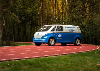 VW và hãng giày Nike cập nhật mẫu xe concept ID Buzz Cargo Concept - 2