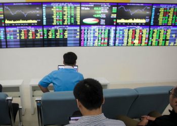 Chứng khoán tuần tới có sự phân hóa 1