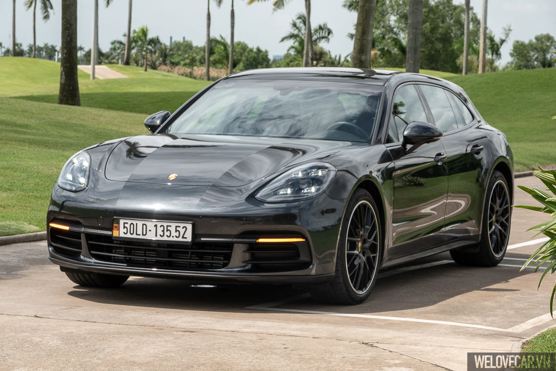 Porsche Panamera 4 Sport Turismo - 33