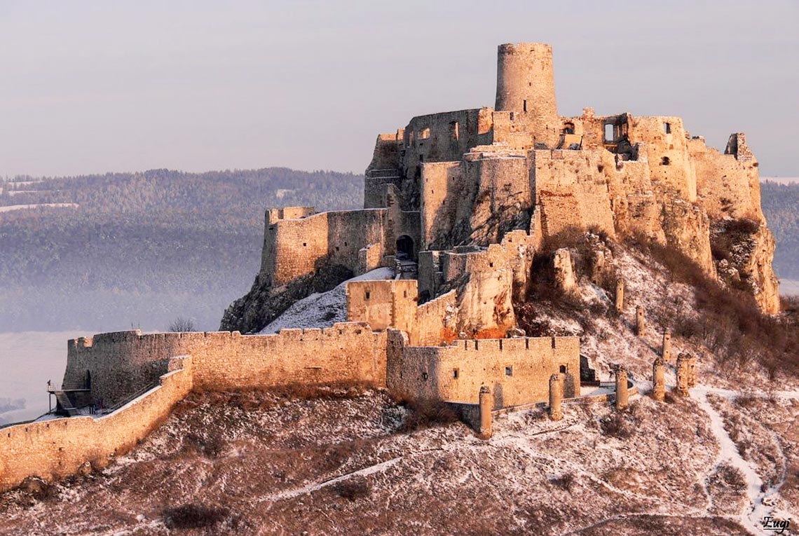 10 lâu đài hoành tráng nhất thế giới-18