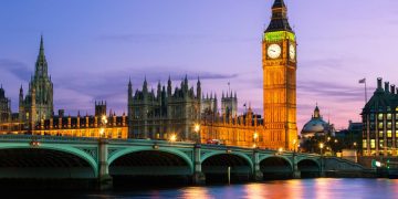 10 tháp đồng hồ độc đáo khắp thế giới -11