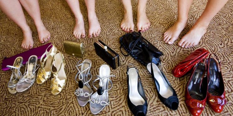 Cô nàng có bàn chân to nên chọn giày như thế nào?