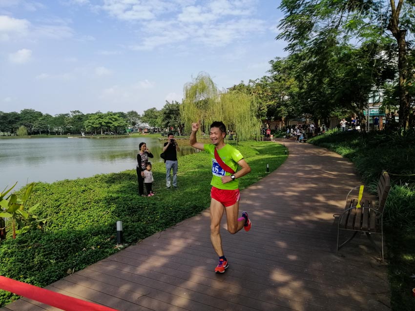 Hàng trăm người tham dự giải chạy Ekiden “Nhật Bản trong lòng Việt Nam” năm 2019 -2