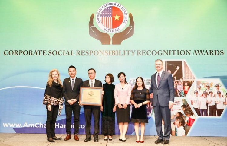 Herbalife Vietnam Nhận Giải Thưởng Trách Nhiệm Xã Hội Doanh Nghiệp 2019