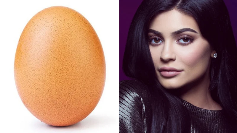 Post trứng trên Instagram và Kylie Jenner.