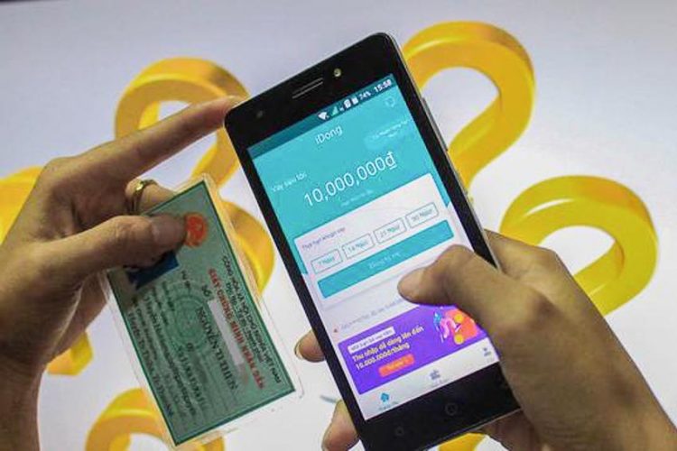 Thận trọng với vay tiền online-2