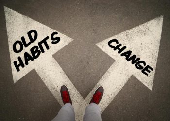 Thay đổi thói quen không dễ -1