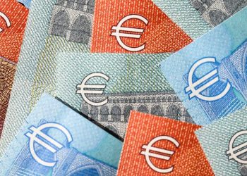 Trung Quốc lần đầu tiên sau 15 năm phát hành trái phiếu bằng đồng euro-1