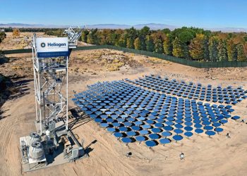 Tỷ phú Bill Gates đầu tư công ty khởi nghiệp tạo nhiệt hơn 1.000 độ C từ nắng-1