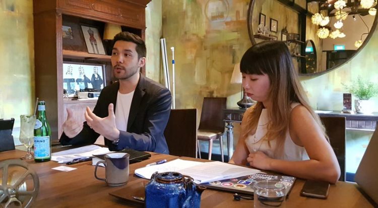 Việt Nam là một trong những quốc gia đi đầu về mua bán qua đối thoại trực tuyến -1