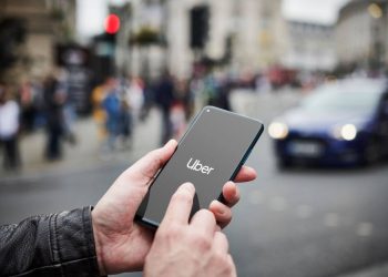 Uber bị từ chối gia hạn hoạt động tại London - 1