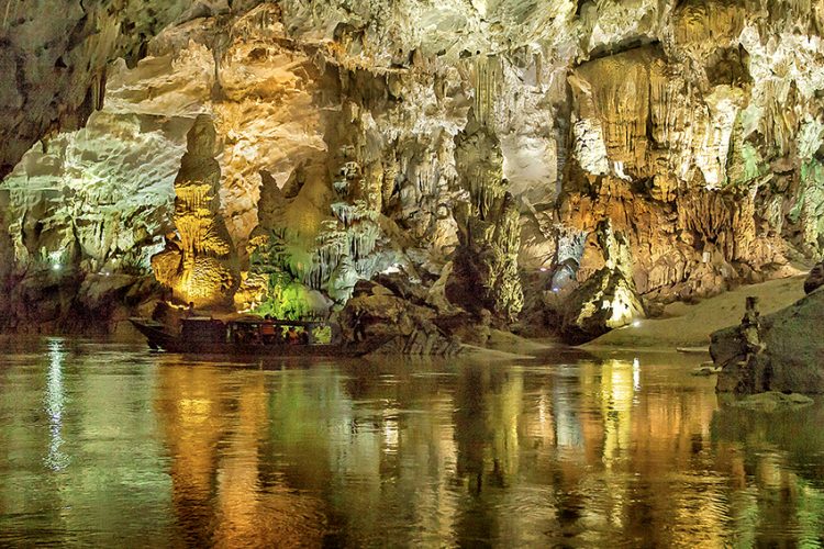 Tạp chí du lịch hàng đầu thế giới bình chọn Phong Nha – Kẻ Bàng là nơi trải nghiệm hàng đầu tại Việt Nam