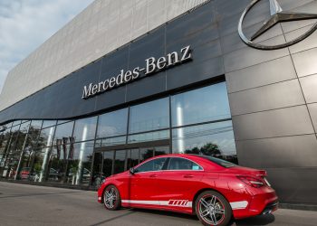 Mercedes-Benz Vietnam Star Bình Dương khai trương showroom - 10