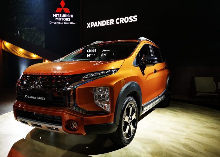 Mitsubishi Xpander Cross mới ra mắt có gì khác với bản thường?