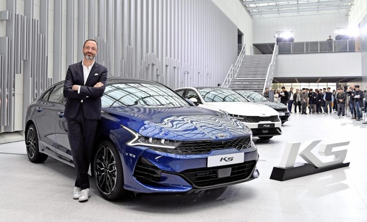 Kia Optima 2021 ra mắt tại Hàn Quốc, lột xác hoàn toàn về thiết kế
