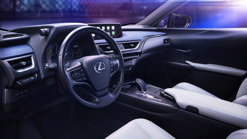 Lexus ra mắt mẫu xe điện đầu tiên UX300e vận hành liên tục trong 400km - 6