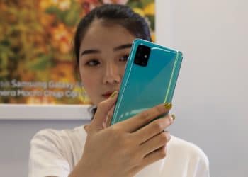 Samsung ra mắt Galaxy A51 đầu tiên trên thế giới, Camera Macro chụp cận cảnh - 21