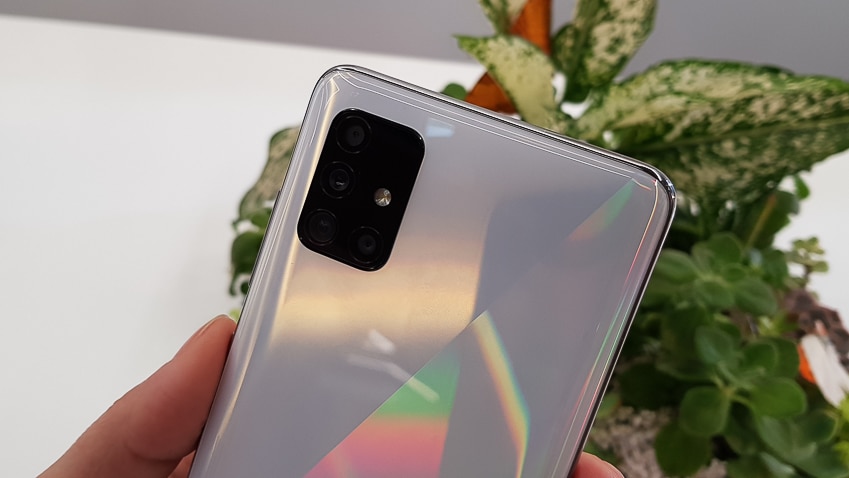 Samsung ra mắt Galaxy A51 đầu tiên trên thế giới, Camera Macro chụp cận cảnh - 30