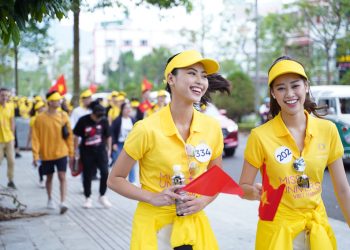 Hoa hậu Hoàn vũ Khánh Vân cùng 2 Á hậu nhận quà tặng từ Tea Resort - 3