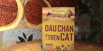 Dấu chân trên cát - Một câu chuyện sâu sắc về tình yêu và nhân sinh quan-2