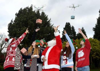 Độc chiêu tặng quà Giáng sinh-1