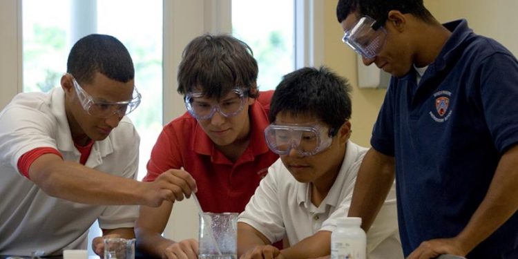 Hội thảo thông tin về trường nội trú The Village School, Hoa Kỳ -1