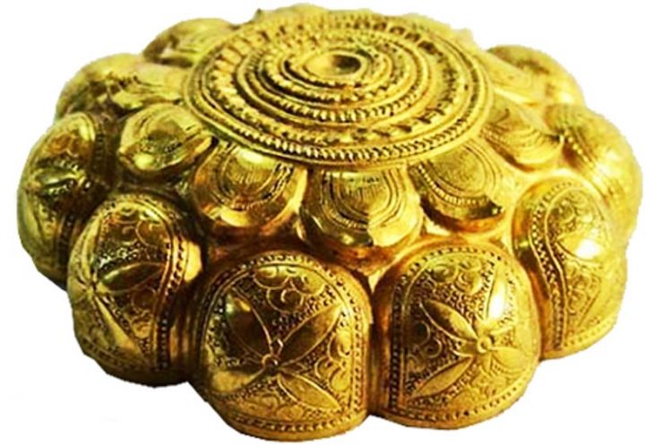 Hộp vàng Ngọa Vân, báu vật quốc gia-2