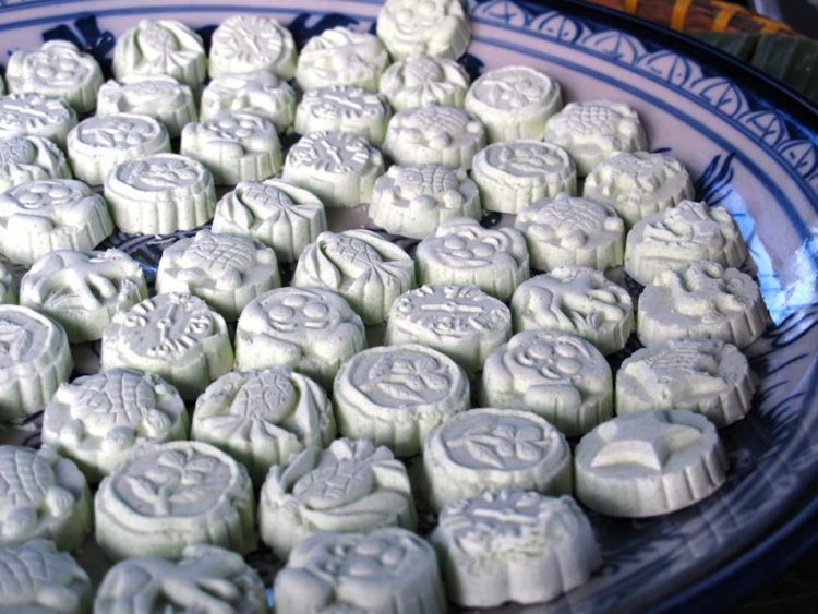 Gõ khuôn... ra bánh-2