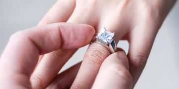 Kim cương tuyệt tác từ bàn tay con người-8