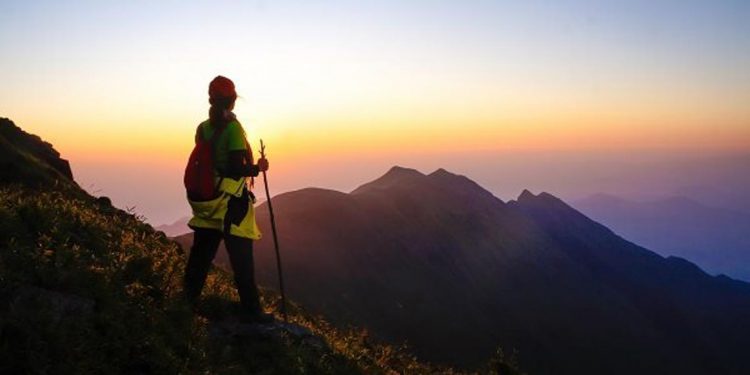 Lên Yên Bái ngắm cánh đồng hoa dưới chân mây -6