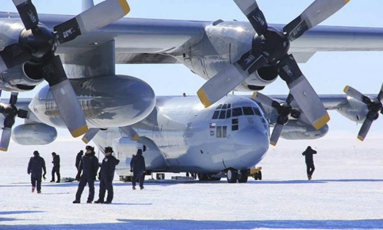 Máy bay C-130 của Chile mất tích với 38 người trên khoang