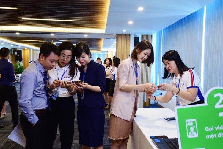 Ngân hàng SCB số hóa môi trường làm việc với ứng dụng Microsoft Teams -1