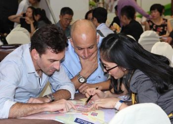 Người nước ngoài mua nhà: Vẫn ngập ngừng bên hành lang pháp lý -2