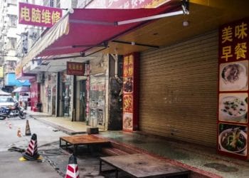 Samsung đóng cửa nhà máy cuối cùng, thành phố Trung Quốc hóa ‘thị trấn ma’