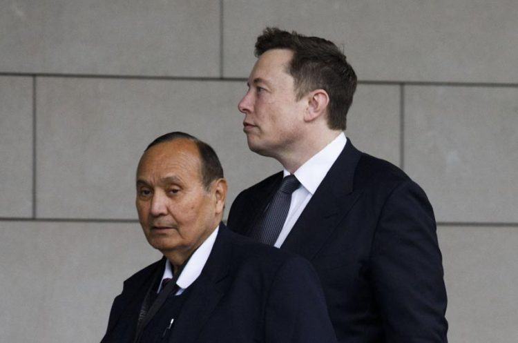 Sở hữu 20 tỷ USD nhưng Elon Musk rất thiếu tiền mặt