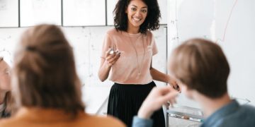 Thành công nhờ ngôn ngữ cử chỉ -2