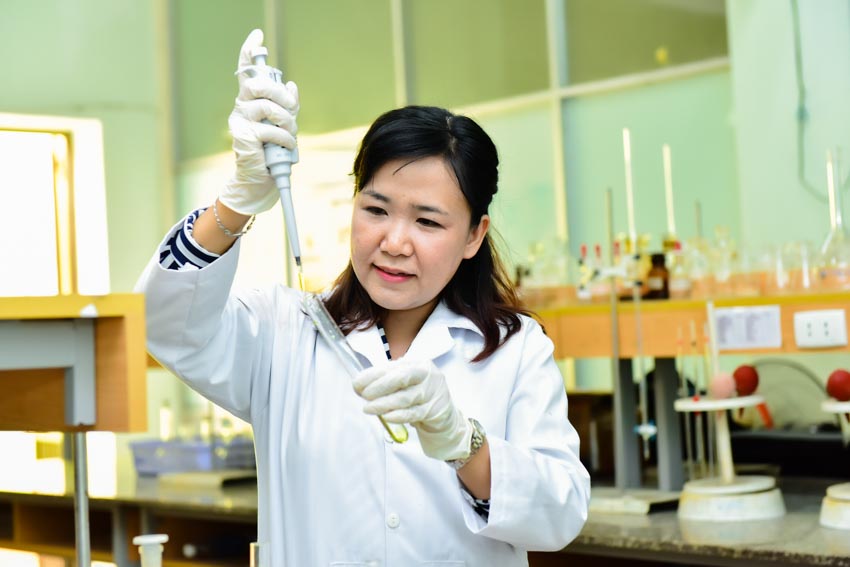 Trao giải thưởng “L’Oréal – UNESCO Vì sự phát triển phụ nữ trong khoa học” cho 3 Nhà khoa học nữ Việt Nam -3