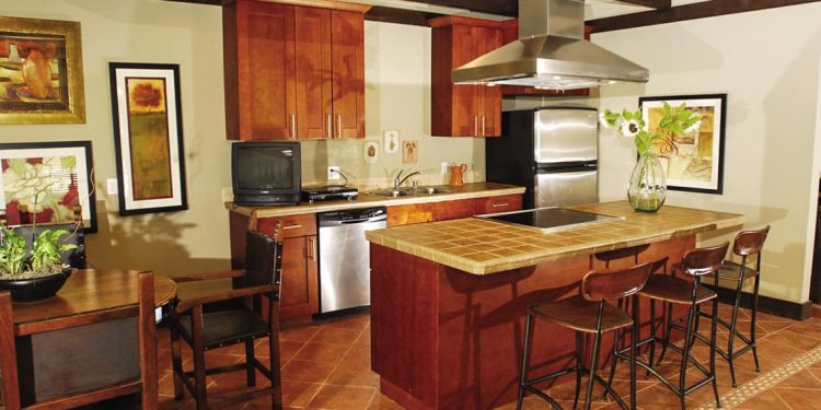 Bếp Đông bếp Tây, xưa nay dung hòa