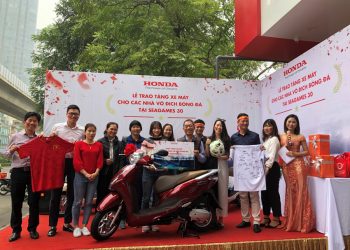 Honda Việt Nam tặng xe cho các thành viên Đội tuyển Quốc gia Nữ và Đội tuyển U-22 Việt Nam - 2