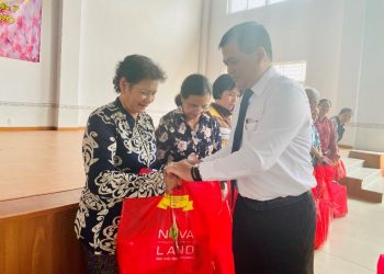 Novaland đồng hành các hoạt động tặng quà Tết đến những hoàn cảnh khó khăn