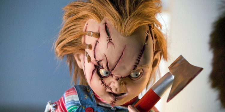 Trương Quỳnh Anh tung trailer và poster đậm màu “drama” cho MV Anh còn ở đó không?