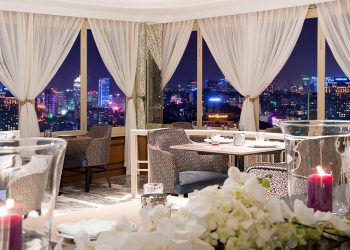 Lễ tình nhân lãng mạn tại khách sạn Windsor Plaza