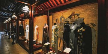 Bảo táng áo dài - Nơi lưu giữ nét duyên tà áo -