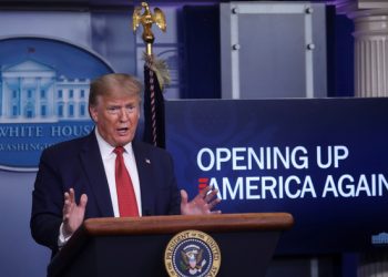 Dịch COVID-19 sáng 17-4: Công bố kế hoạch mở cửa lại nước Mỹ, ông Trump nói gì? - Ảnh 1